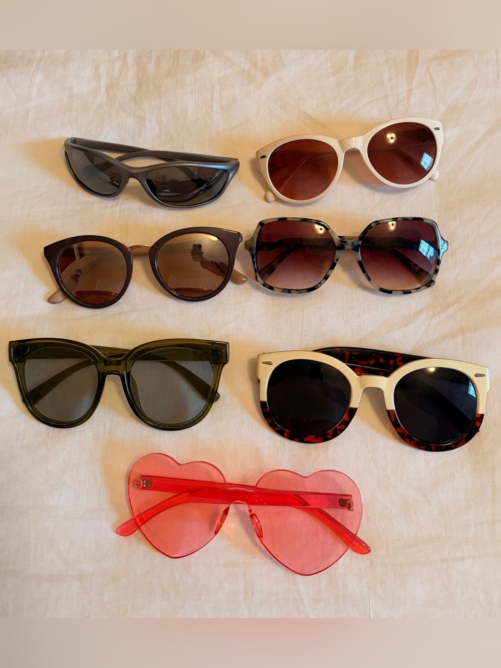 Mixed Assorted Sunglasses Lot - Black, White, Brown, Olive, Tortoiseshell & Pink